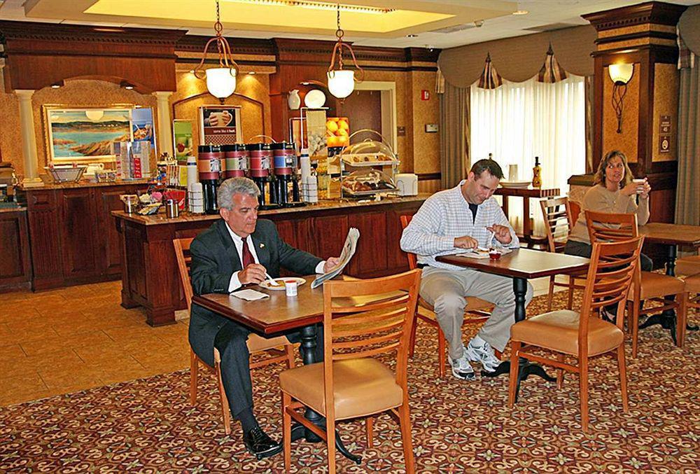 Hampton Inn Coventry-Warwick Area Restaurant billede