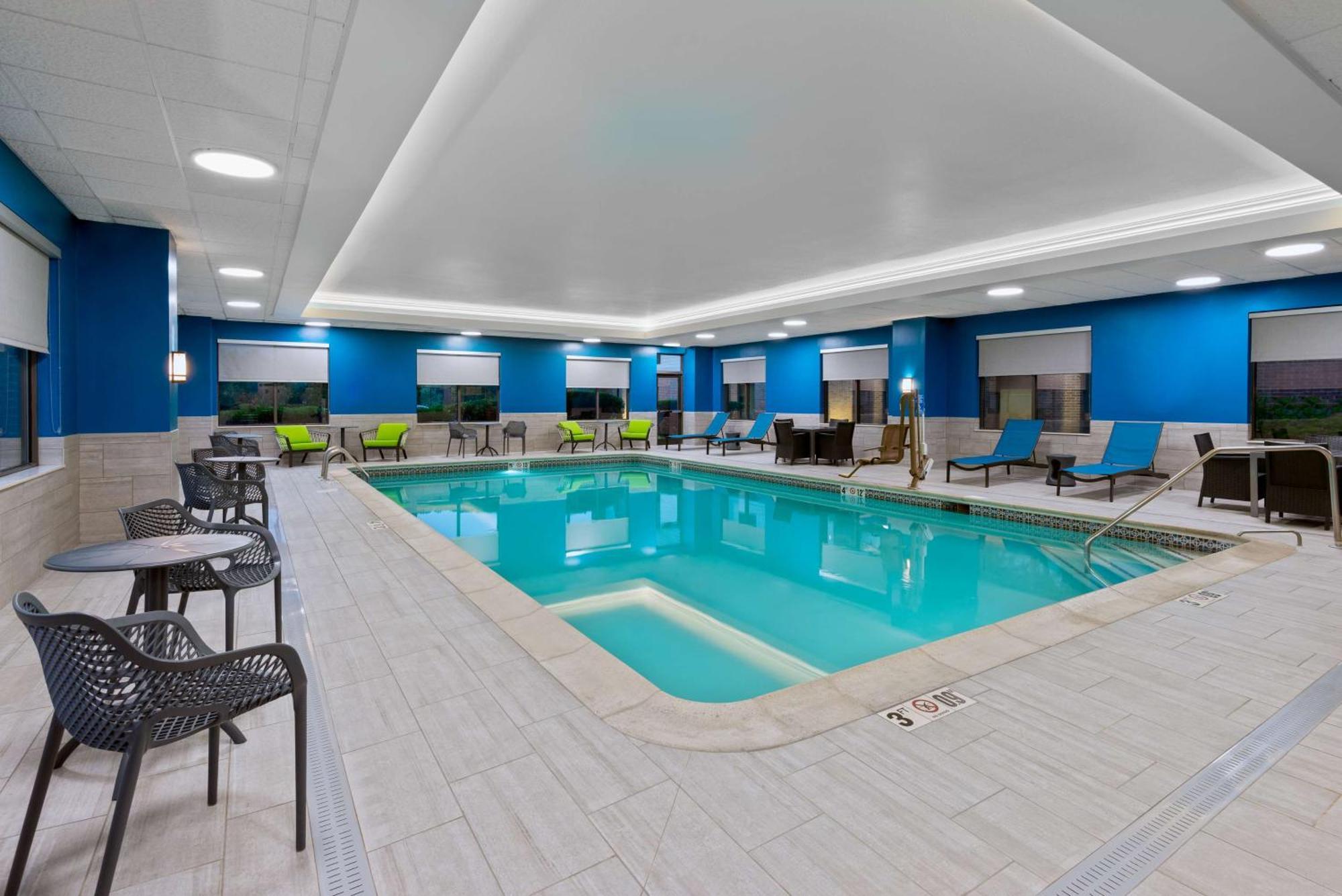 Hampton Inn Coventry-Warwick Area Eksteriør billede